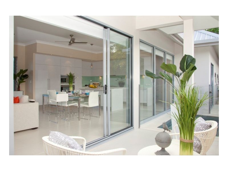 74 CASCADE BOULEVARD, Palm Cove QLD 4879