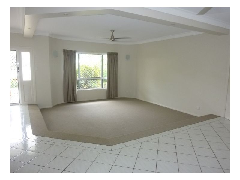 33 Cabarita Street, Kewarra Beach QLD 4879