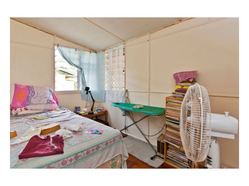 Westcourt QLD 4870