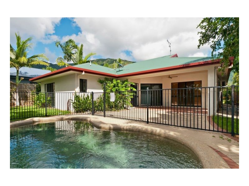 25 Castor St, Clifton Beach QLD 4879