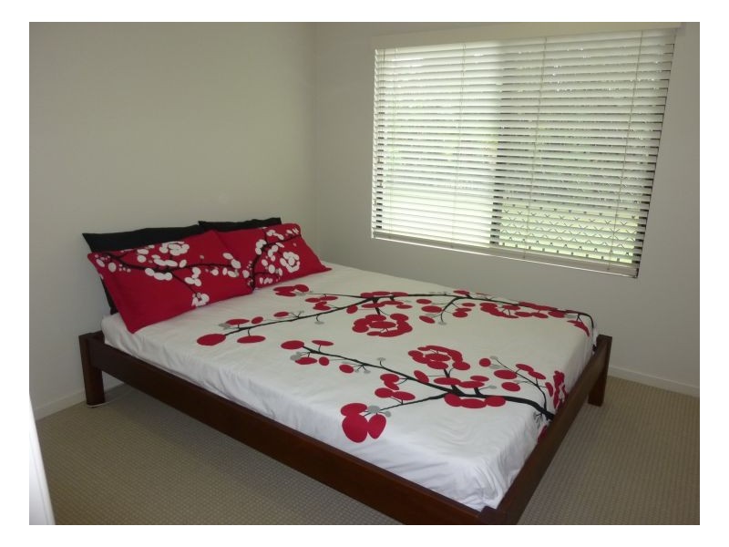 4  IMOOYA PLACE, Trinity Park QLD 4879