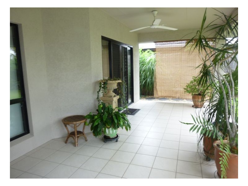 4  IMOOYA PLACE, Trinity Park QLD 4879