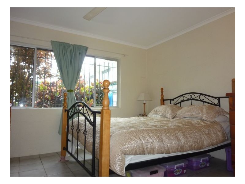 8/126 GREENSLOPES STREET, Edge Hill QLD 4870