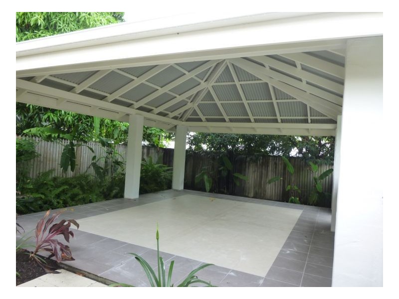 62 Terebra Close, Palm Cove QLD 4879