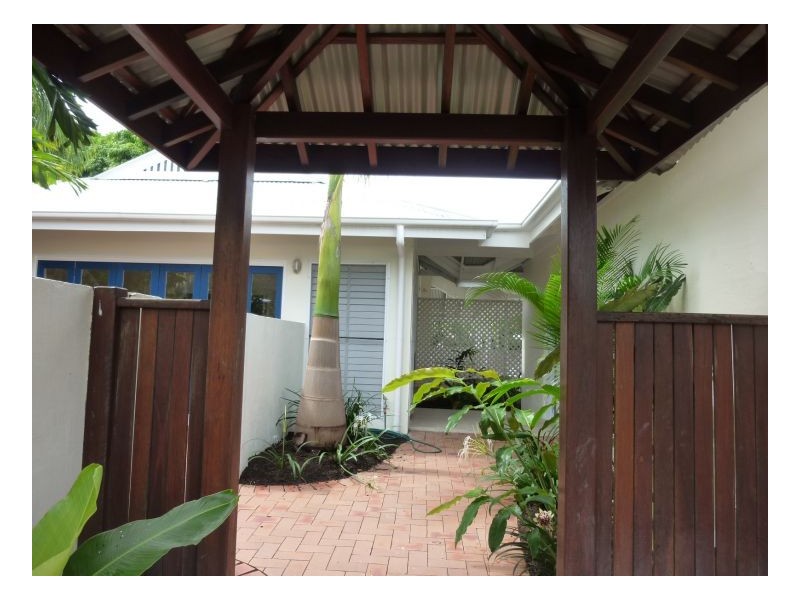 62 Terebra Close, Palm Cove QLD 4879
