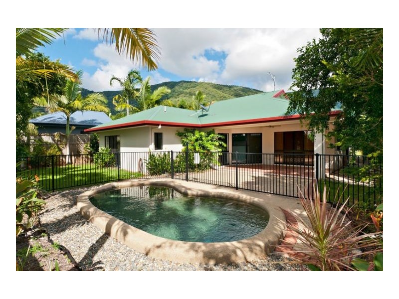 25  CASTOR STREET, Clifton Beach QLD 4879