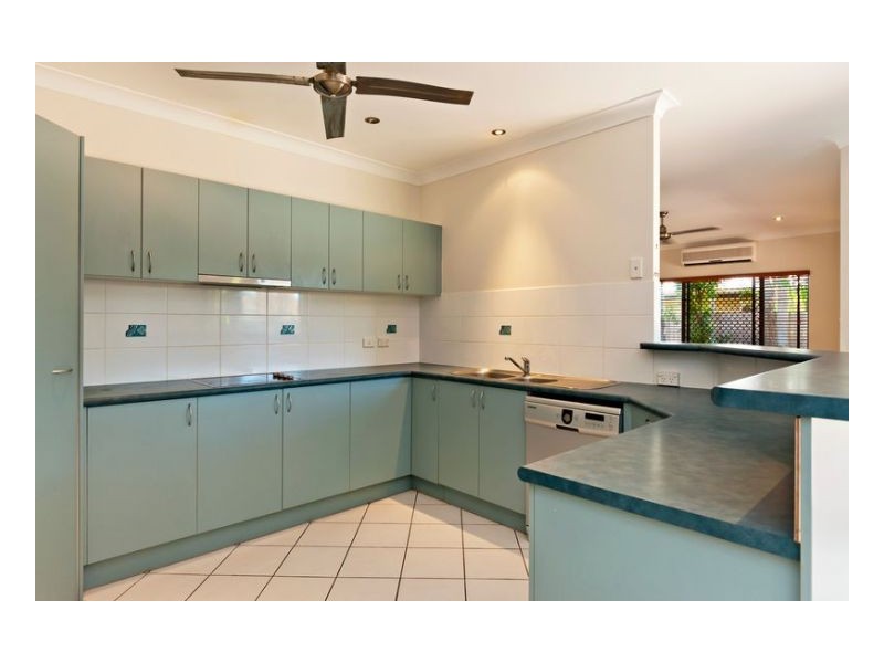 25  CASTOR STREET, Clifton Beach QLD 4879