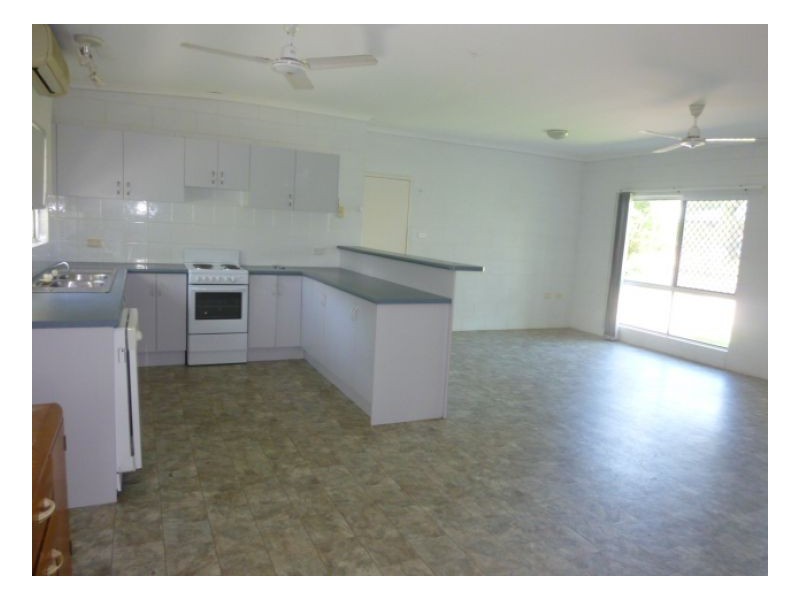 Kewarra Beach QLD 4879