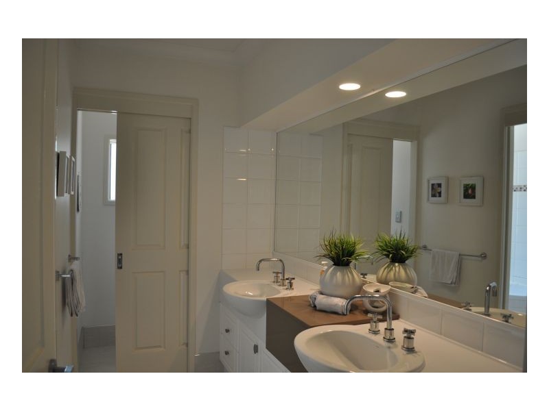 Clifton Beach QLD 4879