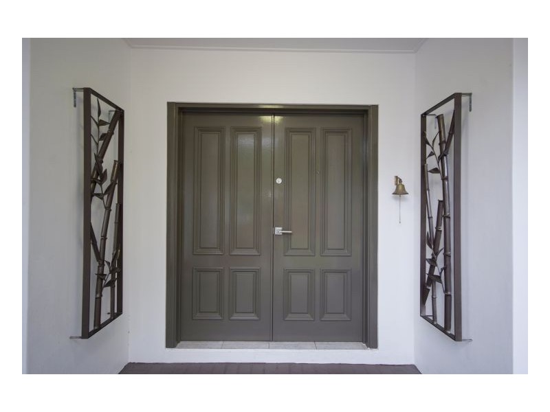 Clifton Beach QLD 4879