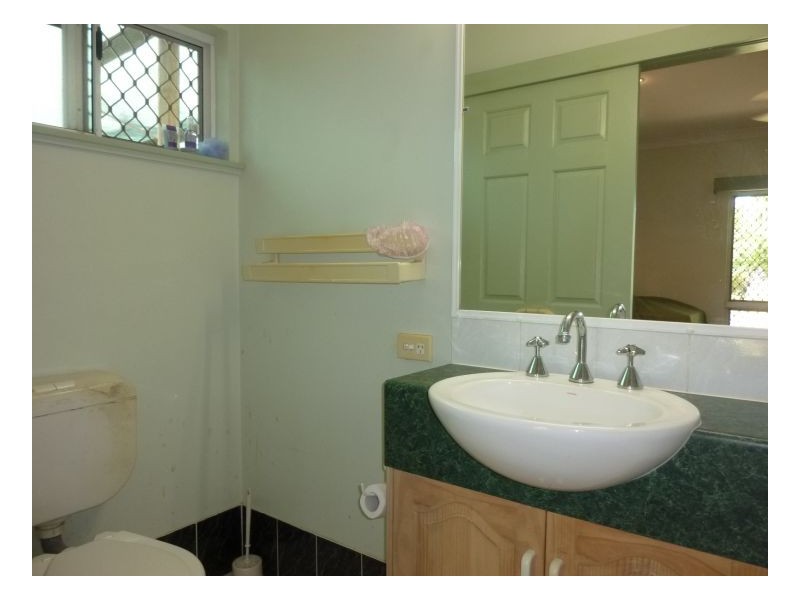 9 Maurice St, Kewarra Beach QLD 4879