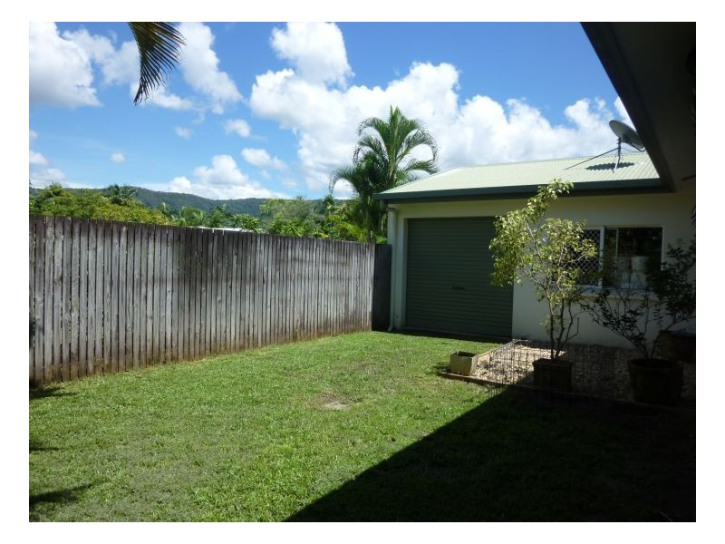 9 Maurice St, Kewarra Beach QLD 4879