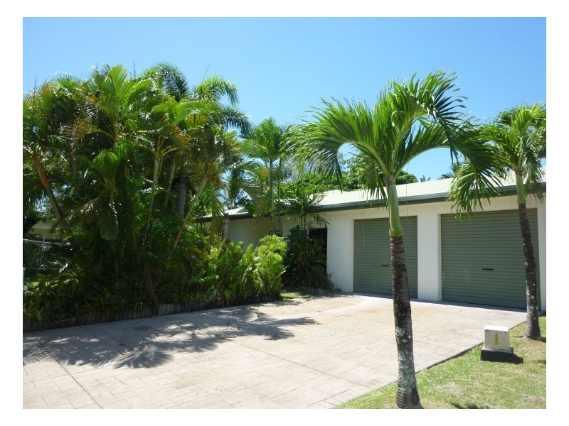 9 Maurice St, Kewarra Beach QLD 4879
