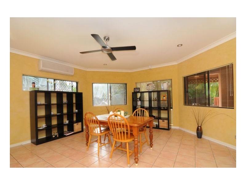 14 CASTAWAYS CLOSE, Kewarra Beach QLD 4879