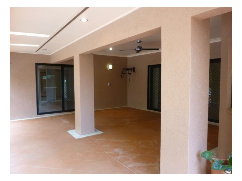 14 CASTAWAYS CLOSE, Kewarra Beach QLD 4879