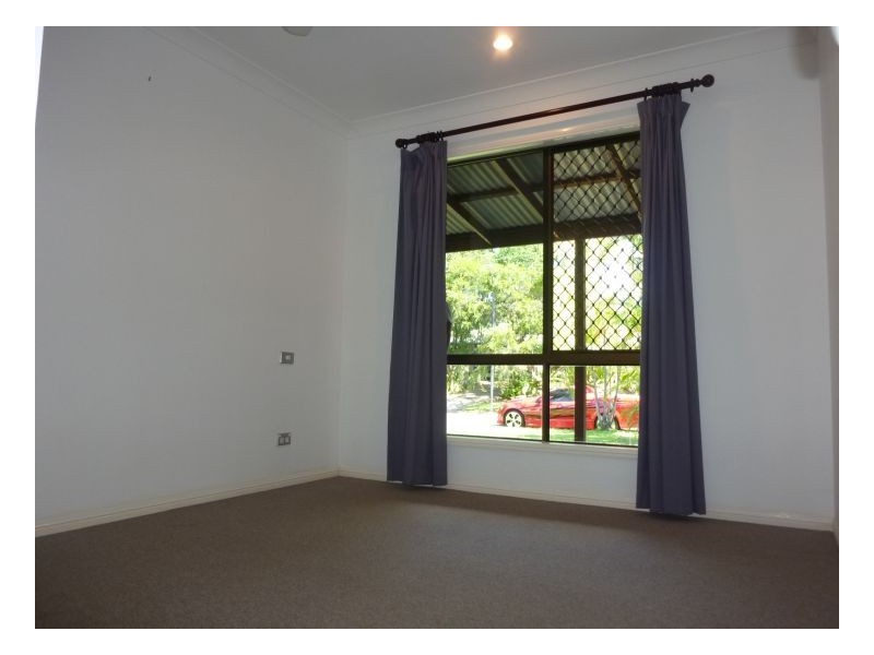 6 Cyprea Close, Trinity Beach QLD 4879