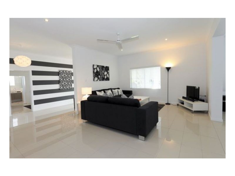 34 TEREBRA STREET, Palm Cove QLD 4879