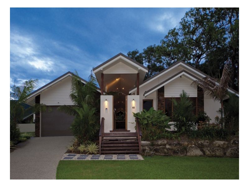 82 CASCADE BOULEVARD, Palm Cove QLD 4879