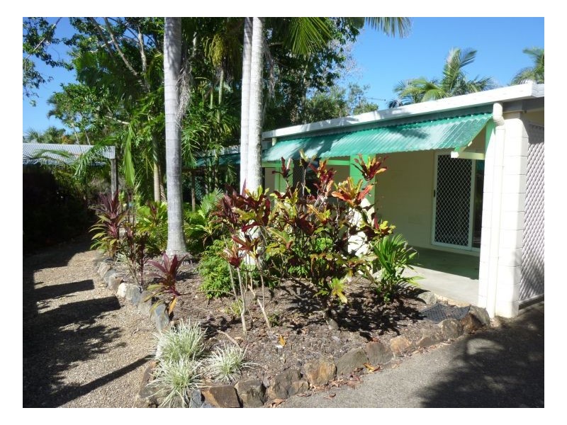 2/49 Albatross Street, Kewarra Beach QLD 4879