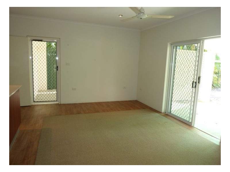 2/49 Albatross Street, Kewarra Beach QLD 4879