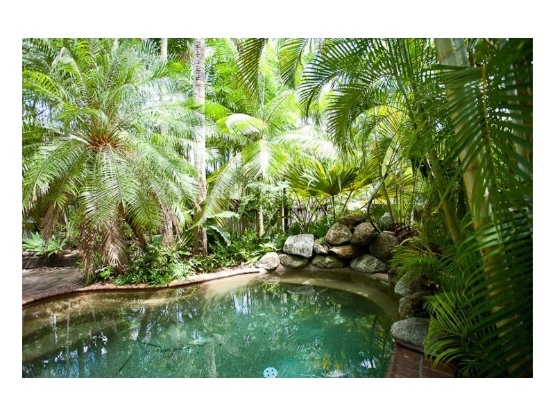 38 Rudder Street, Clifton Beach QLD 4879