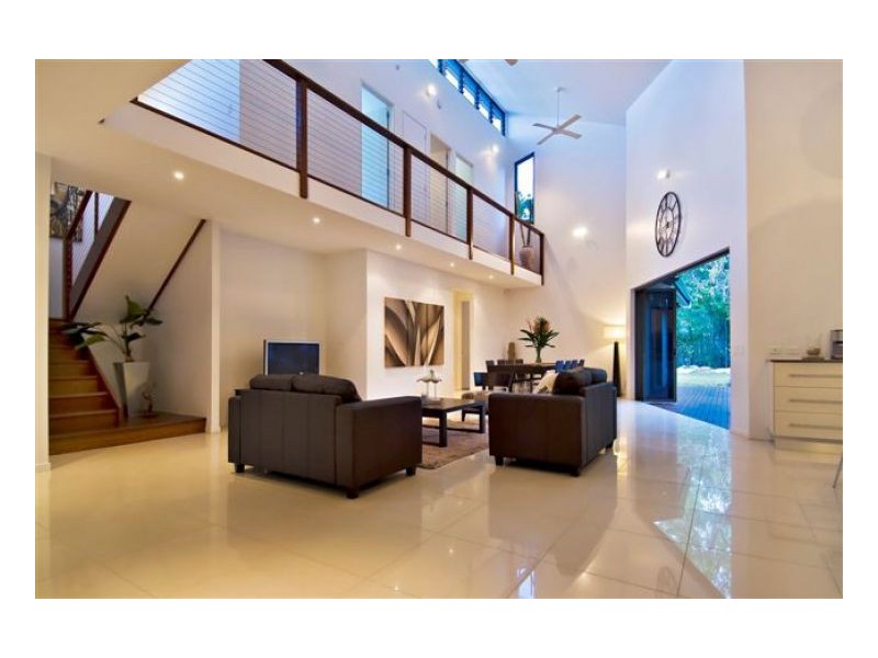 29 Aurelia Drive, Palm Cove QLD 4879