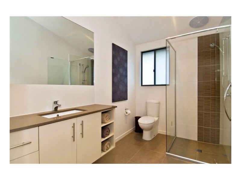 29 Aurelia Drive, Palm Cove QLD 4879