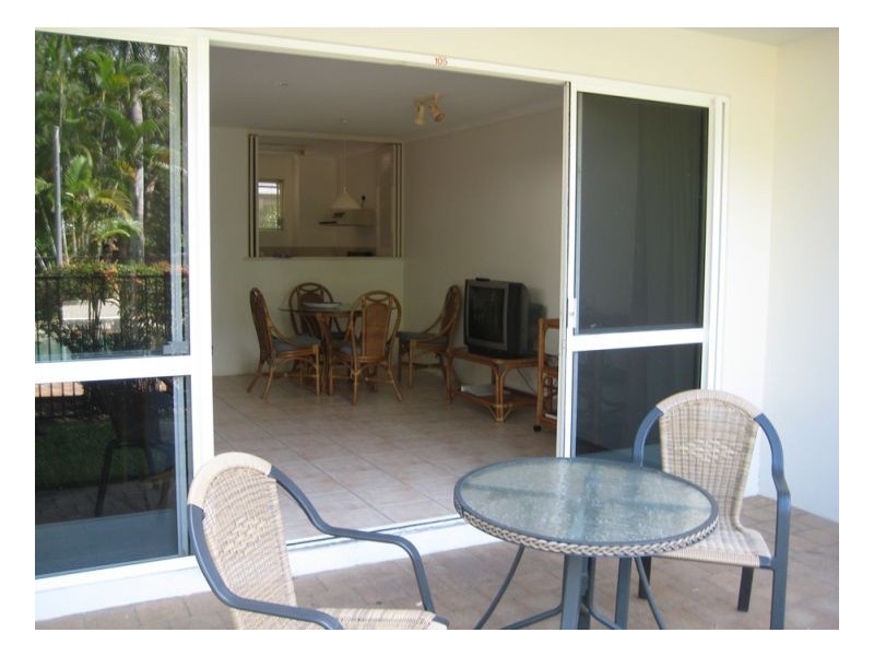 U105/305-341 CORAL COAST DRIVE, Palm Cove QLD 4879