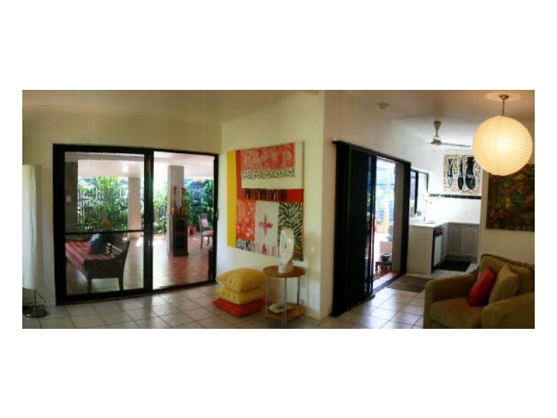 44 Terebra Street, Palm Cove QLD 4879