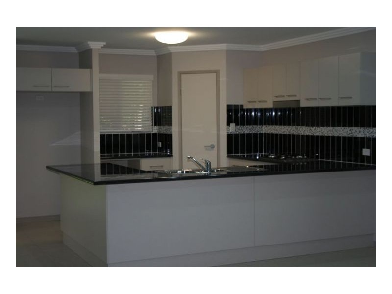 23 Aurelia Drive, Palm Cove QLD 4879