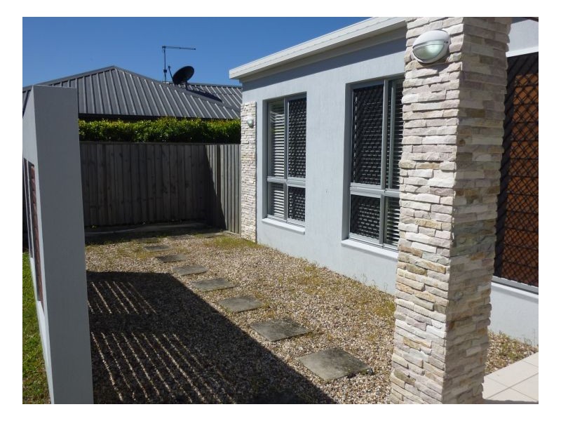 23 Aurelia Drive, Palm Cove QLD 4879