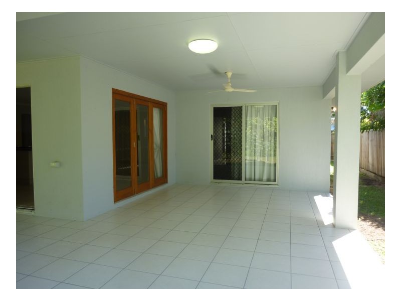 23 Aurelia Drive, Palm Cove QLD 4879