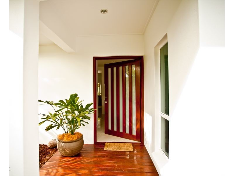 9 Ilse Close, Clifton Beach QLD 4879