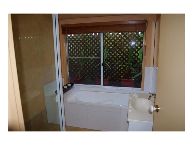 9 Cronulla Street, Kewarra Beach QLD 4879