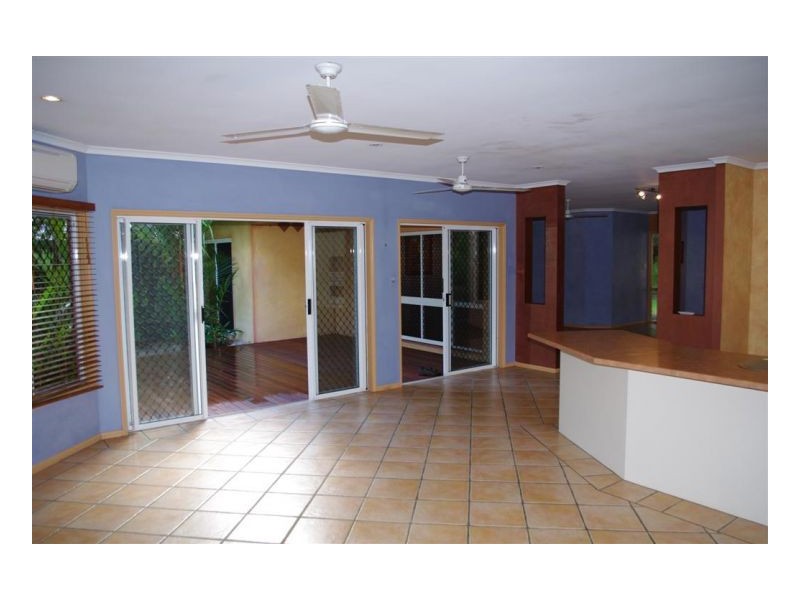 9 Cronulla Street, Kewarra Beach QLD 4879