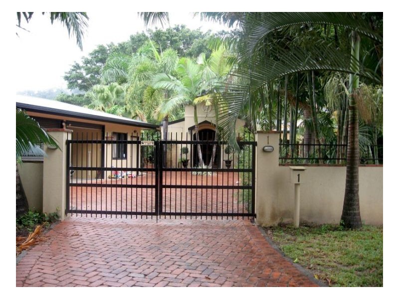 1 Opal Reef Close, Clifton Beach QLD 4879