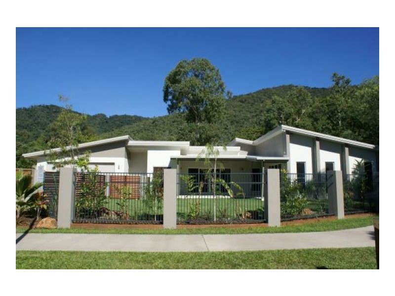 41 Muller St, Palm Cove QLD 4879