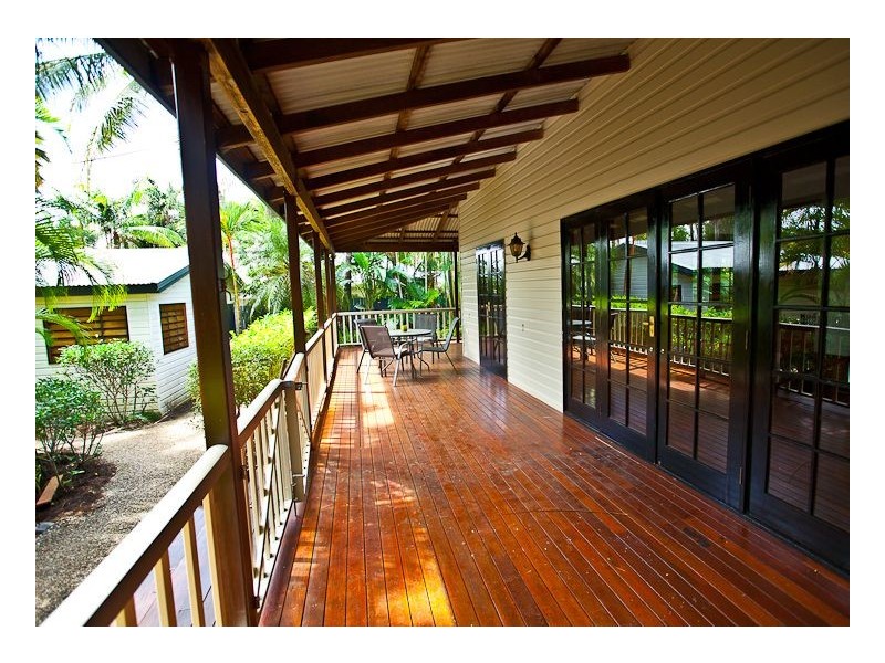 38 Rudder St, Clifton Beach QLD 4879