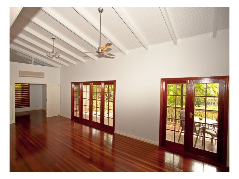 38 Rudder St, Clifton Beach QLD 4879