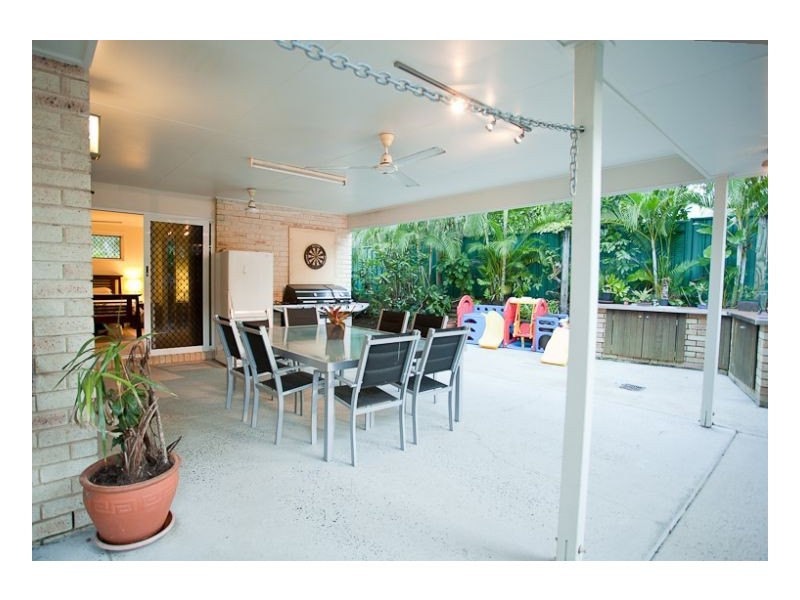 Clifton Beach QLD 4879