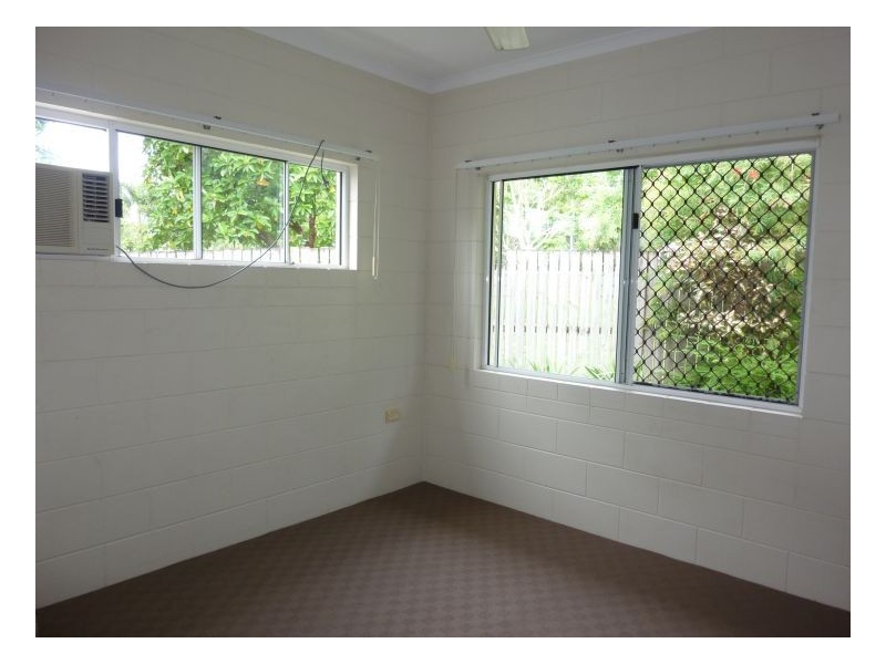 7 Lamb Street, Smithfield QLD 4878