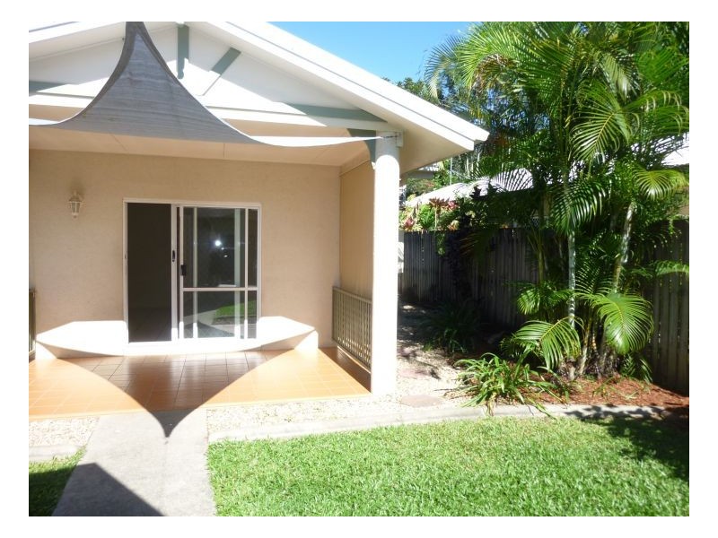 7 Lamb Street, Smithfield QLD 4878