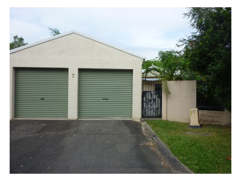 7 Lamb Street, Smithfield QLD 4878