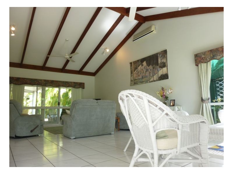 10 Pellowe Street, Clifton Beach QLD 4879