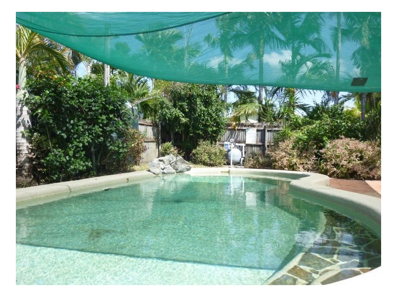 7 Cabarita Street, Kewarra Beach QLD 4879