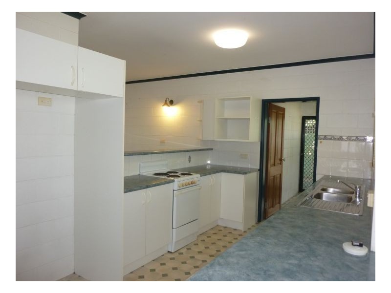 7 Cabarita Street, Kewarra Beach QLD 4879