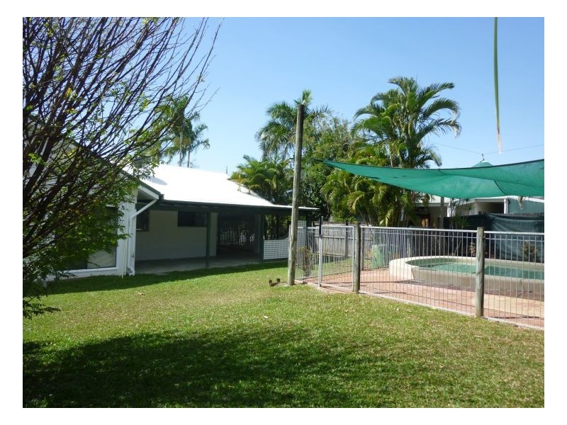 7 Cabarita Street, Kewarra Beach QLD 4879