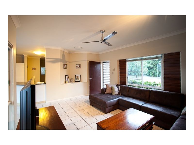 2 Miara Close, Kewarra Beach QLD 4879