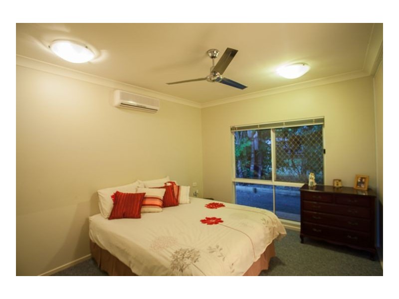 2 Miara Close, Kewarra Beach QLD 4879