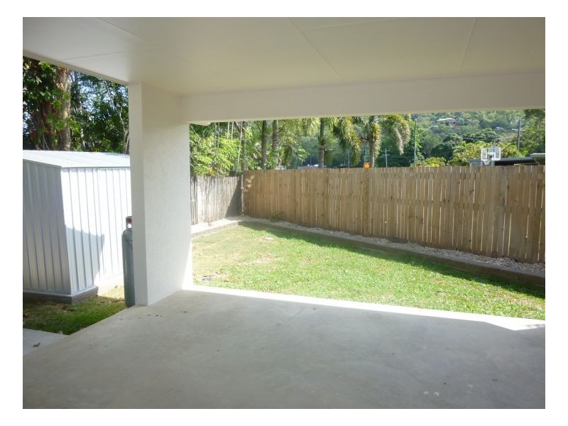 11B Morobe Close, Trinity Beach QLD 4879